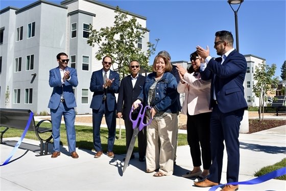 Photo of April 18, 2024 Vista Del Robles ribbon cutting