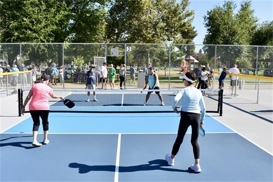 Photo of Woodlanders playing pickleball