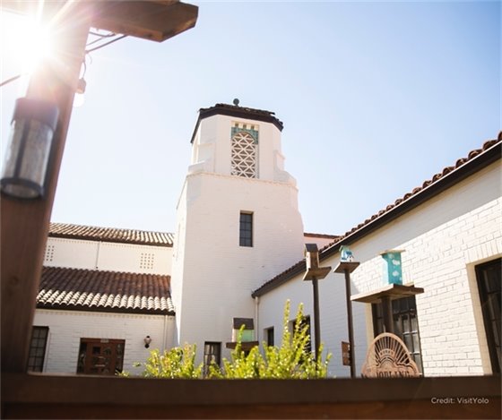 Outdoor photo of City Hall from the Northeast